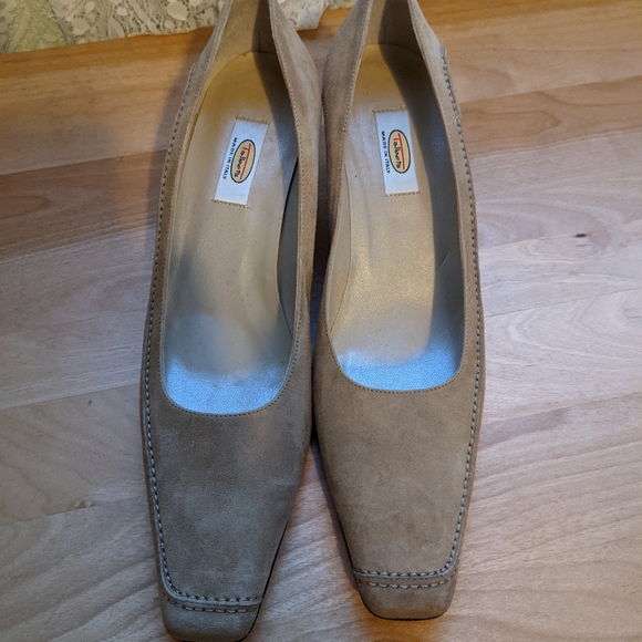 Brand new, Talbots suede shoes, leather upper and sole, made in Italy, size 11 - Picture 1 of 4